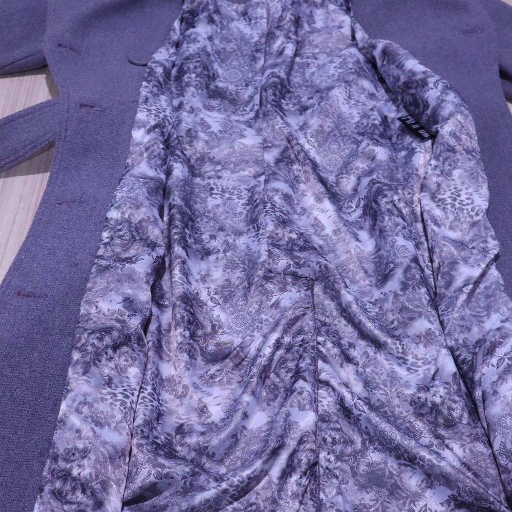 Guess Coat - Picture 9 of 12